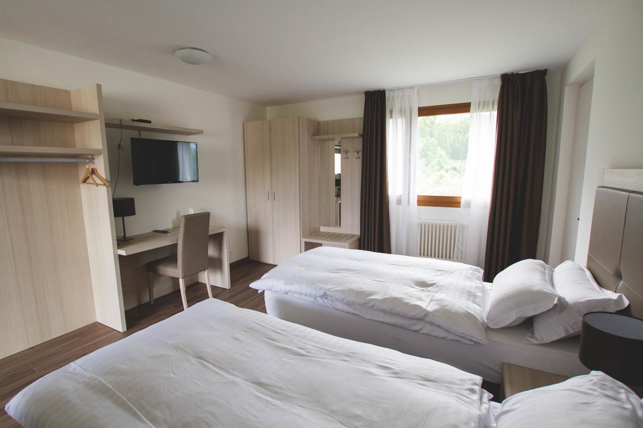 Hotel Domaine De La Sauge Cudrefin エクステリア 写真